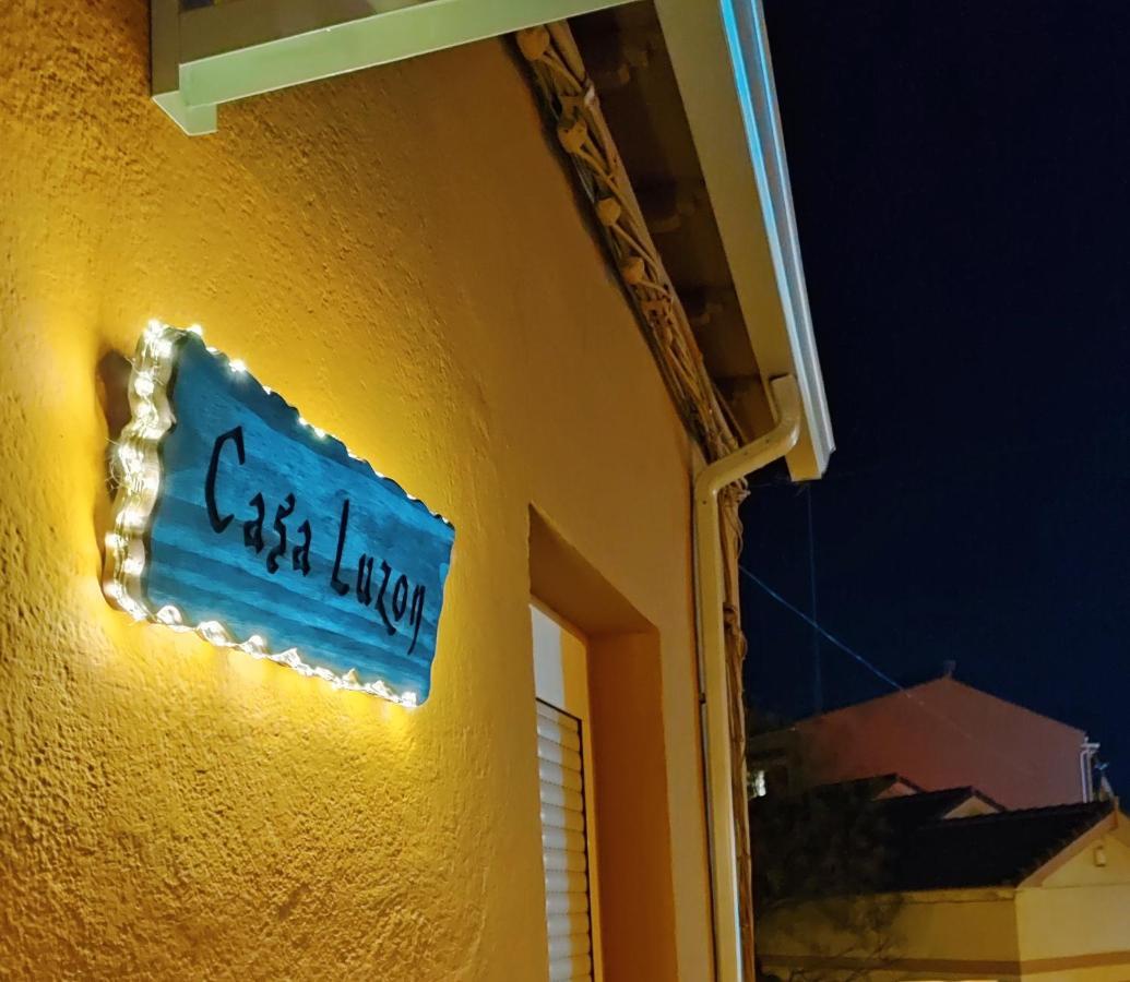 דירות Villarejo de Salvanés Casa Luzon, Terraza-Solarium Con Ducha Y Salon Rustico מראה חיצוני תמונה