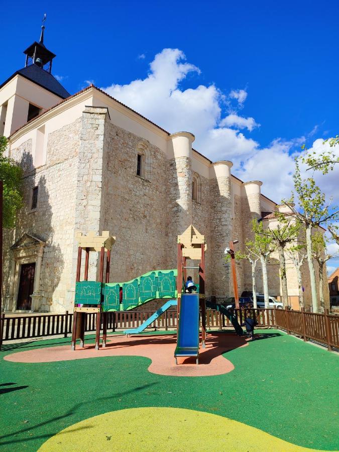 דירות Villarejo de Salvanés Casa Luzon, Terraza-Solarium Con Ducha Y Salon Rustico מראה חיצוני תמונה