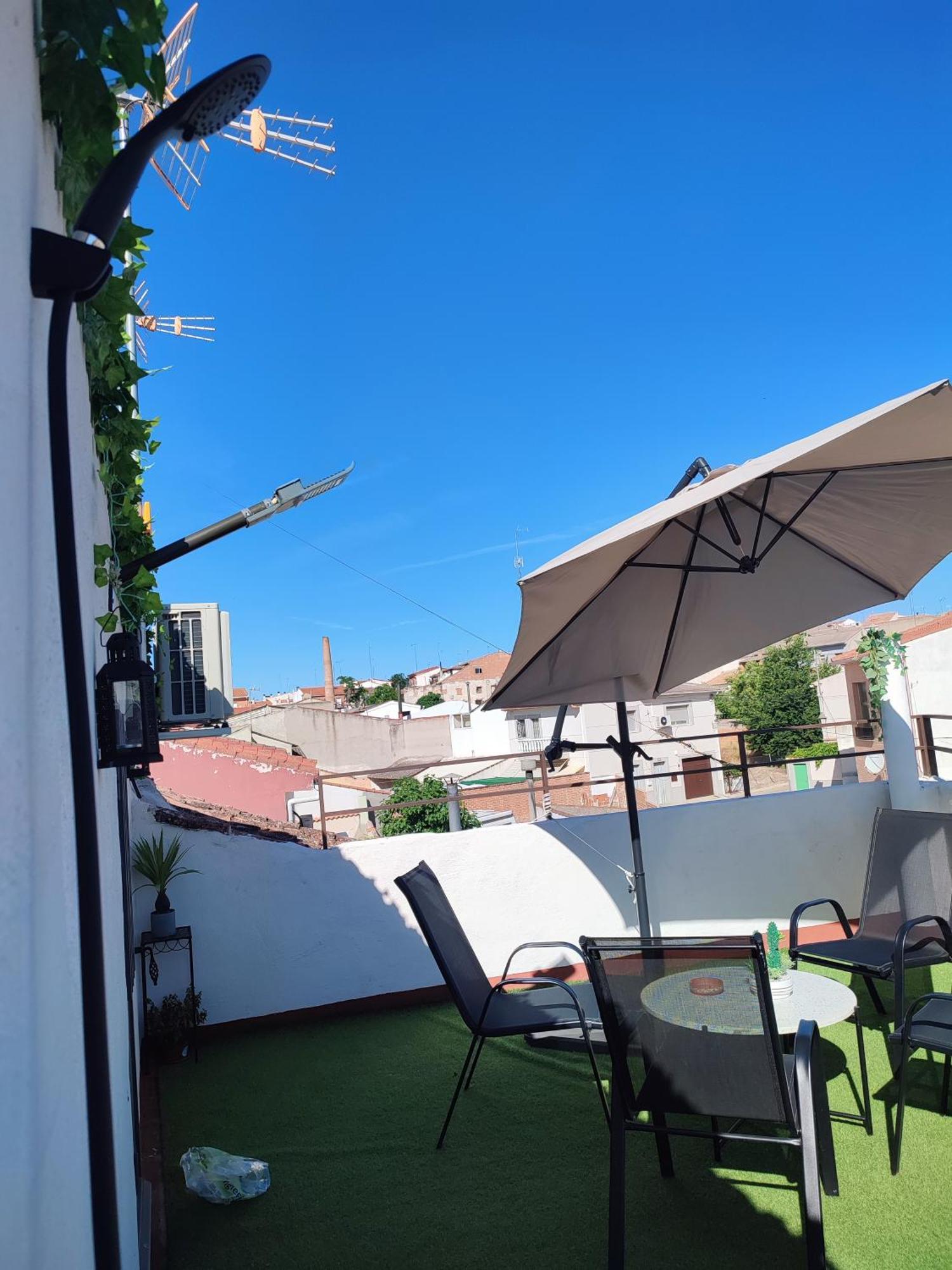 דירות Villarejo de Salvanés Casa Luzon, Terraza-Solarium Con Ducha Y Salon Rustico מראה חיצוני תמונה