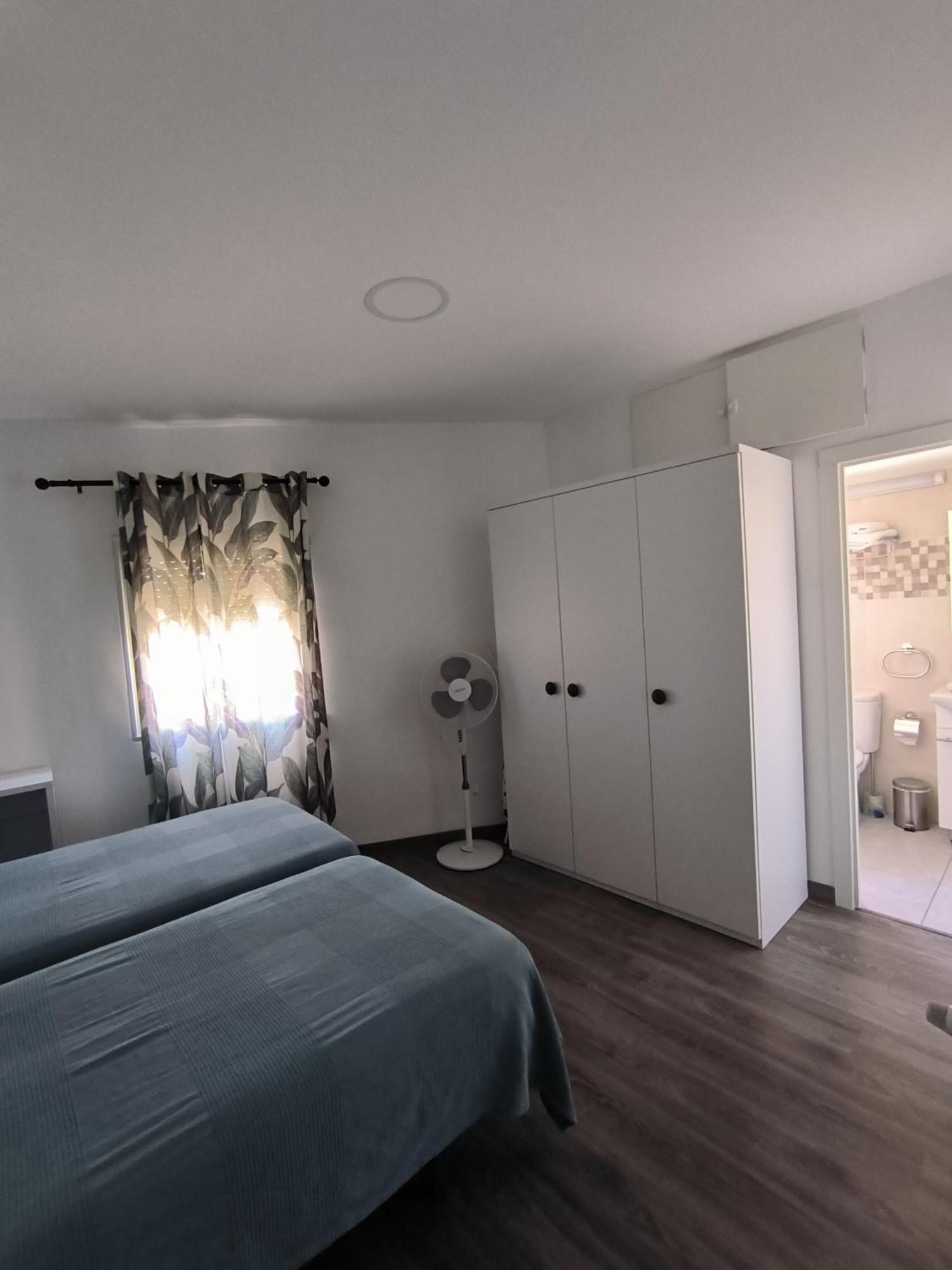 דירות Villarejo de Salvanés Casa Luzon, Terraza-Solarium Con Ducha Y Salon Rustico מראה חיצוני תמונה
